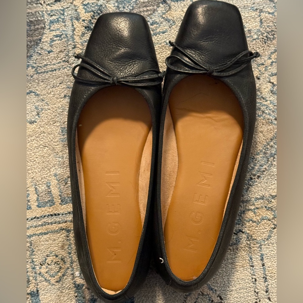 M. Gemi Black Leather Loafers